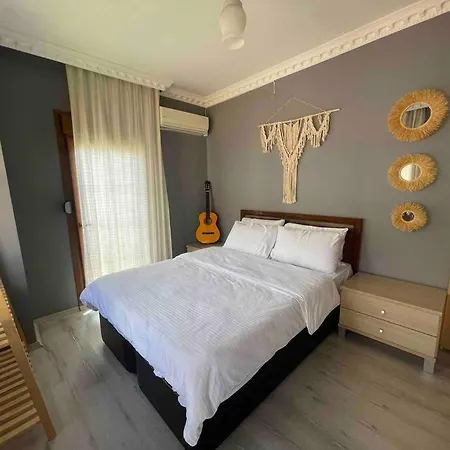Be Tas Ev Villa Foça